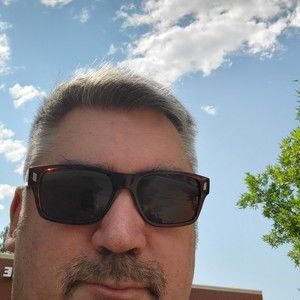 Meet your Posher, Robert